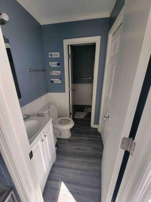 2022 Renovated 2-Bdrm Cozy, Lovely Condo W/Parking! ฮิลตันเฮดไอส์แลนด์ ภายนอก รูปภาพ