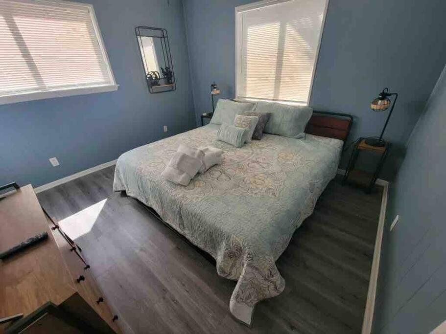 2022 Renovated 2-Bdrm Cozy, Lovely Condo W/Parking! ฮิลตันเฮดไอส์แลนด์ ภายนอก รูปภาพ