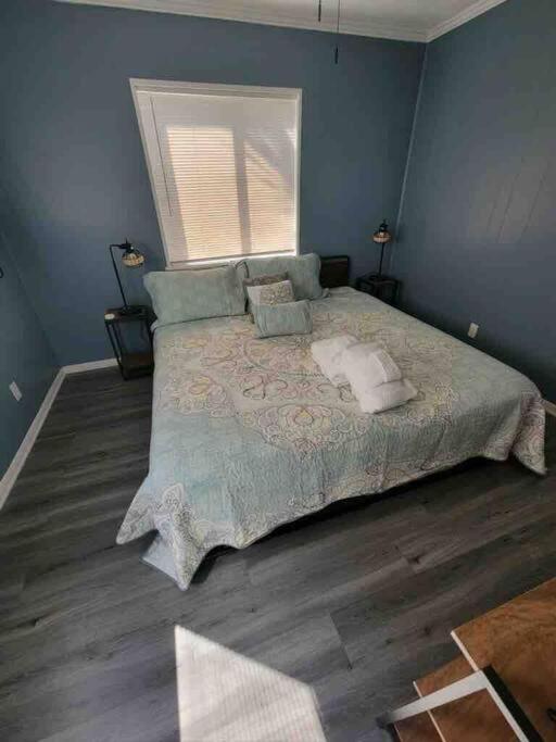 2022 Renovated 2-Bdrm Cozy, Lovely Condo W/Parking! ฮิลตันเฮดไอส์แลนด์ ภายนอก รูปภาพ