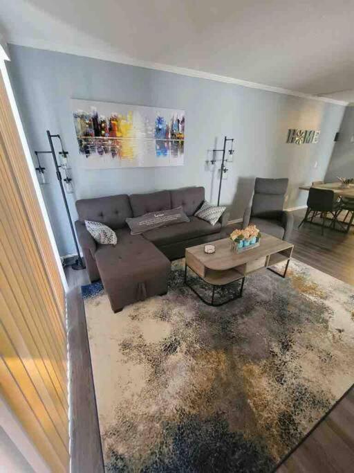 2022 Renovated 2-Bdrm Cozy, Lovely Condo W/Parking! ฮิลตันเฮดไอส์แลนด์ ภายนอก รูปภาพ
