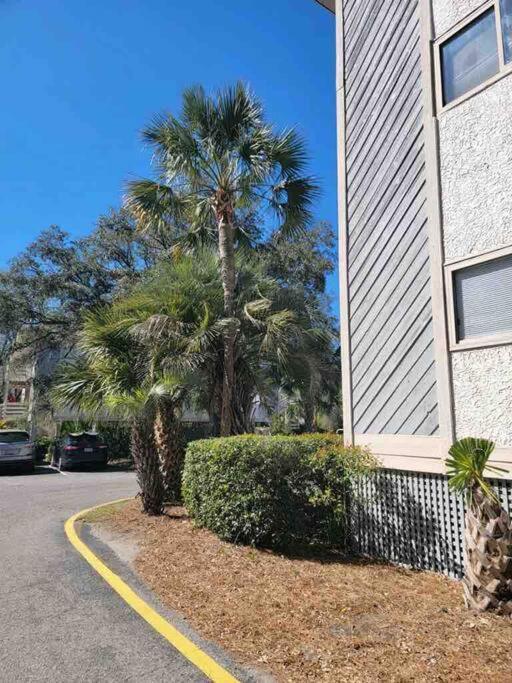 2022 Renovated 2-Bdrm Cozy, Lovely Condo W/Parking! ฮิลตันเฮดไอส์แลนด์ ภายนอก รูปภาพ